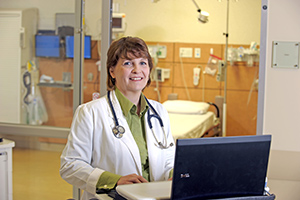 nurse with laptop